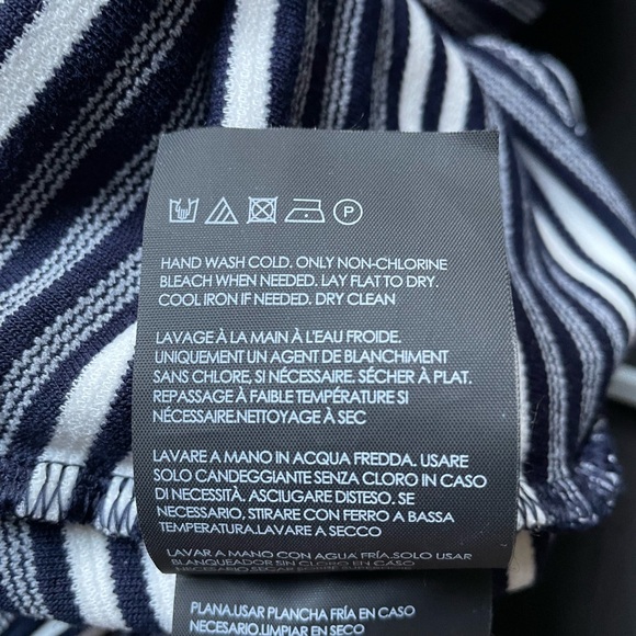 Club Monaco cropped t-shirt with cutout - Picture 4 of 5